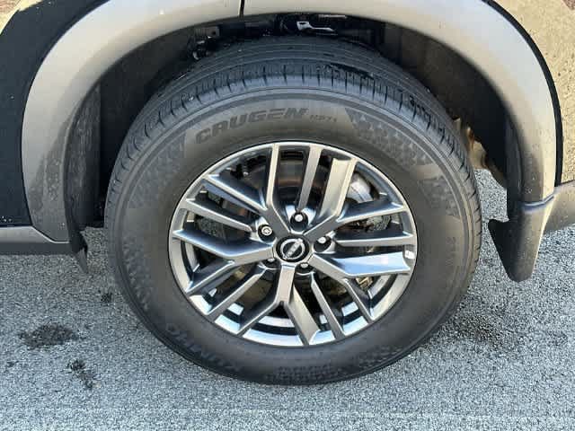 Used 2023 Nissan Rogue S AWD/4WD image 5