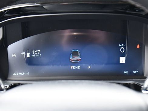 Used 2023 Lincoln Corsair AWD image 26