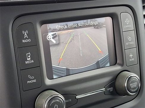 Used 2024 RAM 2500 Tradesman w/ Chrome Appearance Group image 20