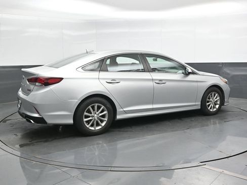 Used 2018 Hyundai Sonata ECO FWD image 4