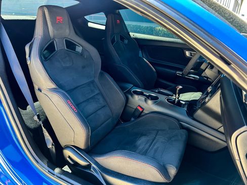 Used 2017 Ford Mustang Shelby GT350R w/ GT350R Equipment Group 920A image 27