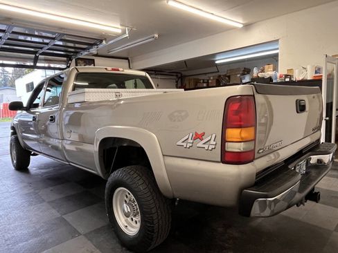 Used 2002 Chevrolet Silverado 2500 LS w/ Electrical Convenience Pkg image 6