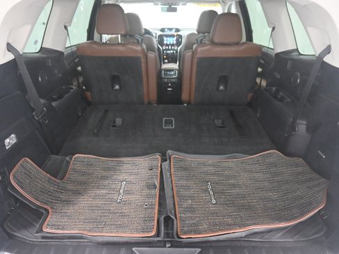Used 2019 Subaru Ascent Touring AWD/4WD image 39