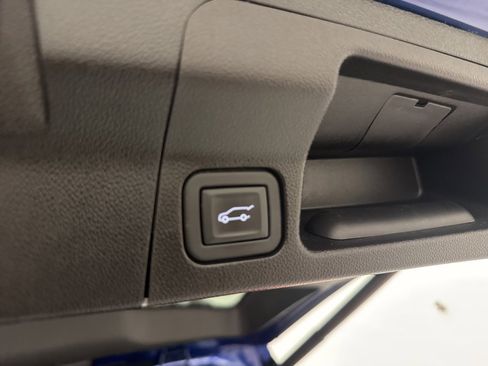 Used 2023 GMC Acadia Denali w/ Denali Ultimate Package image 20