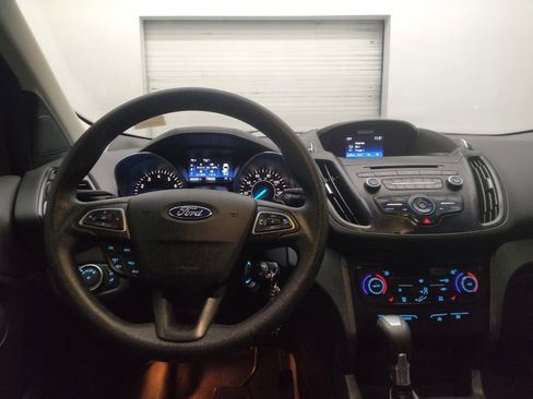 Used 2017 Ford Escape SE w/ SE Cold Weather Package AWD/4WD image 22