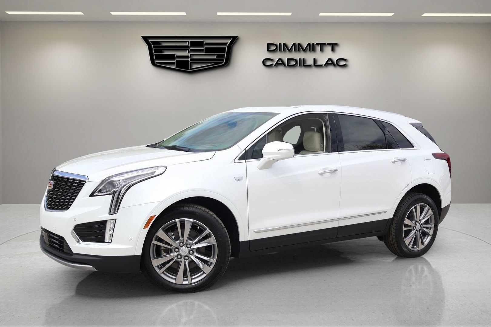 New 2026 Cadillac XT5 Premium Luxury w/ Driver Assist Package FWD image 1