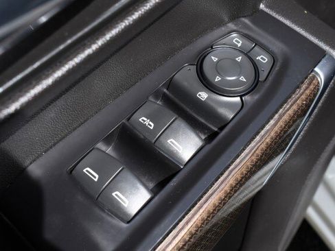 Used 2020 Chevrolet Silverado 1500 LT w/ All-Star Edition AWD/4WD image 19