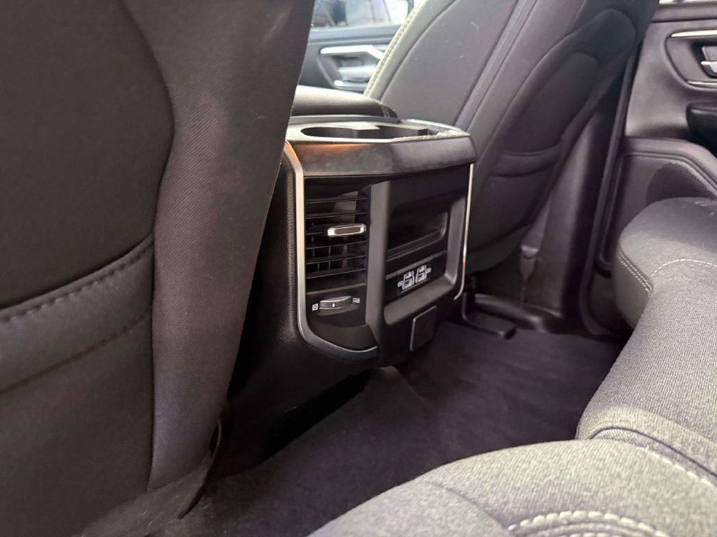 Used 2024 RAM 1500 Big Horn AWD/4WD image 11