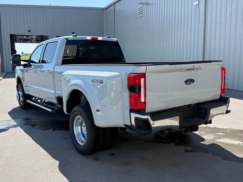 New 2026 Ford F350 4x4 Crew Cab DRW Super Duty image 40