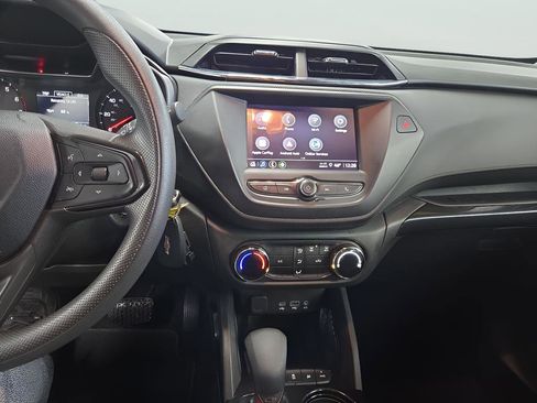 Used 2023 Chevrolet TrailBlazer LS image 25