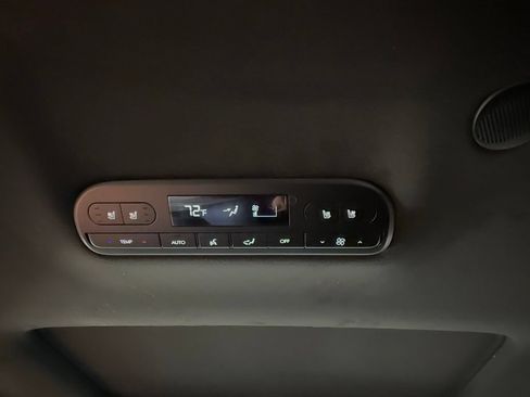 New 2026 Hyundai Palisade Calligraphy FWD image 17