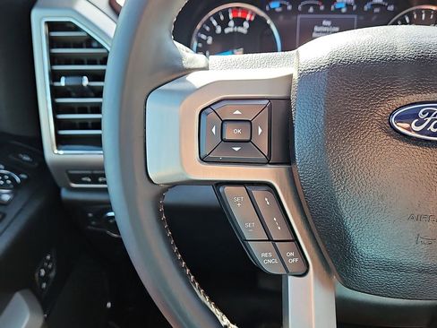 Used 2021 Ford F350 Platinum w/ FX4 Off-Road Package image 21