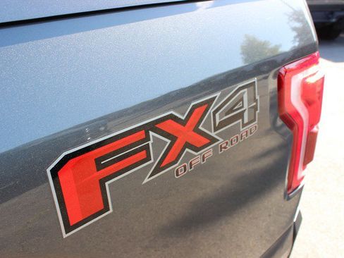 Used 2016 Ford F150 Platinum w/ Equipment Group 701A Luxury image 15