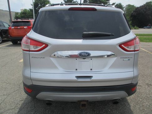 Used 2015 Ford Escape Titanium AWD/4WD image 5