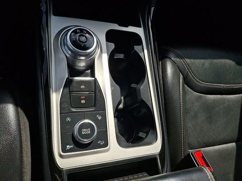Used 2022 Ford Explorer ST w/ Equipment Group 401A AWD/4WD image 27