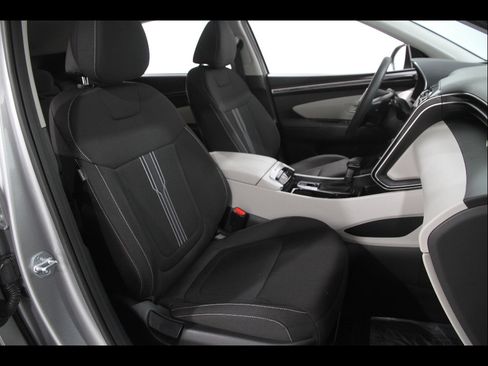 Used 2024 Hyundai Tucson SEL AWD/4WD image 16