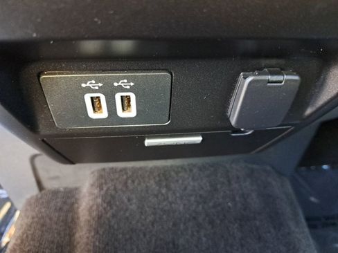 Used 2018 Ford F150 Lariat image 27