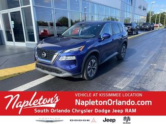 Used 2023 Nissan Rogue SV image 1
