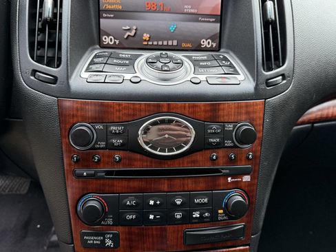 Used 2009 INFINITI G37 Sport w/ Premium Pkg image 46