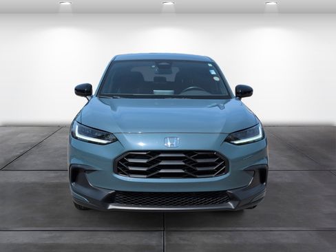 Certified 2025 Honda HR-V Sport image 6