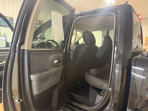 Used 2019 RAM 1500 Classic Warlock w/ Trailer & Traction Group AWD/4WD image 18