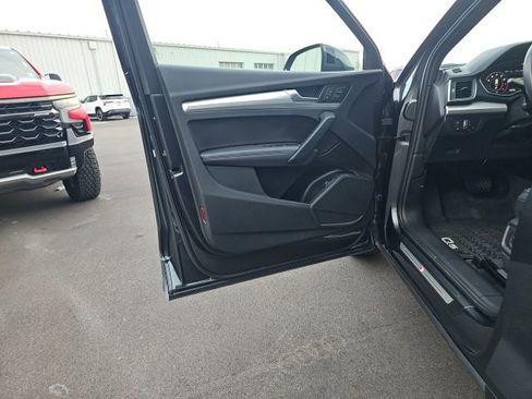 Used 2020 Audi Q5 2.0T Titanium Premium Plus image 16
