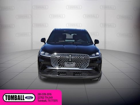 Used 2025 Lincoln Aviator Reserve w/ Equipment Group 201A AWD/4WD image 2