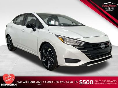 New 2025 Nissan Versa SR w/ Trunk Package