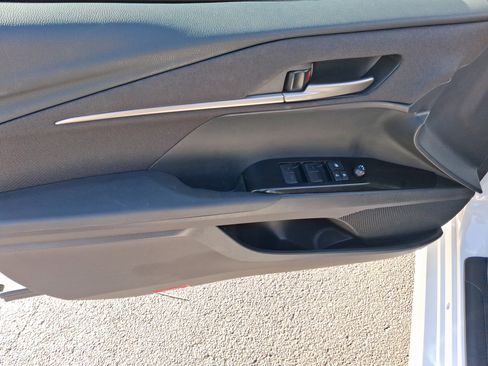 Used 2025 Toyota Camry LE w/ Convenience Package FWD image 18