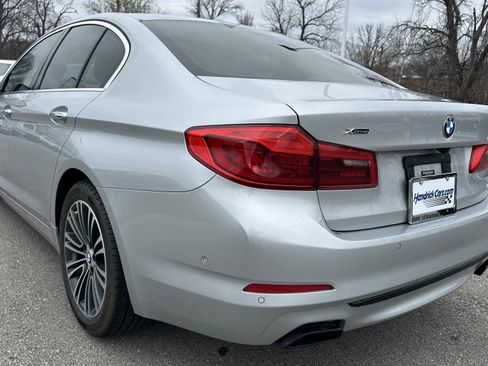 Used 2017 BMW 540i xDrive image 8