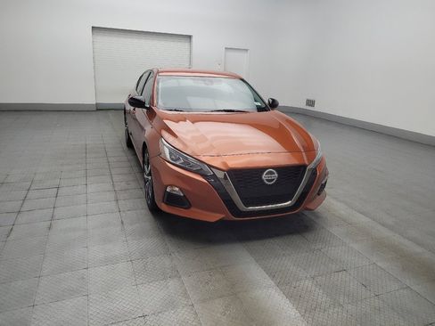 Used 2021 Nissan Altima 2.5 SR FWD image 13