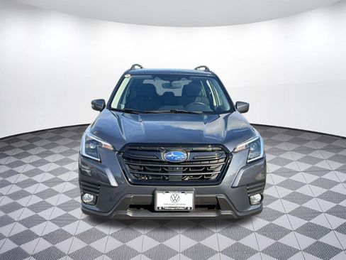 Used 2023 Subaru Forester Premium AWD/4WD image 6
