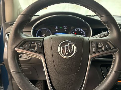 Used 2020 Buick Encore Preferred AWD/4WD image 14