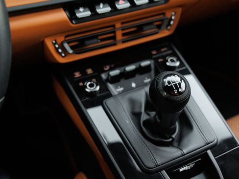 Certified 2024 Porsche 911 GT3 RS RWD image 26