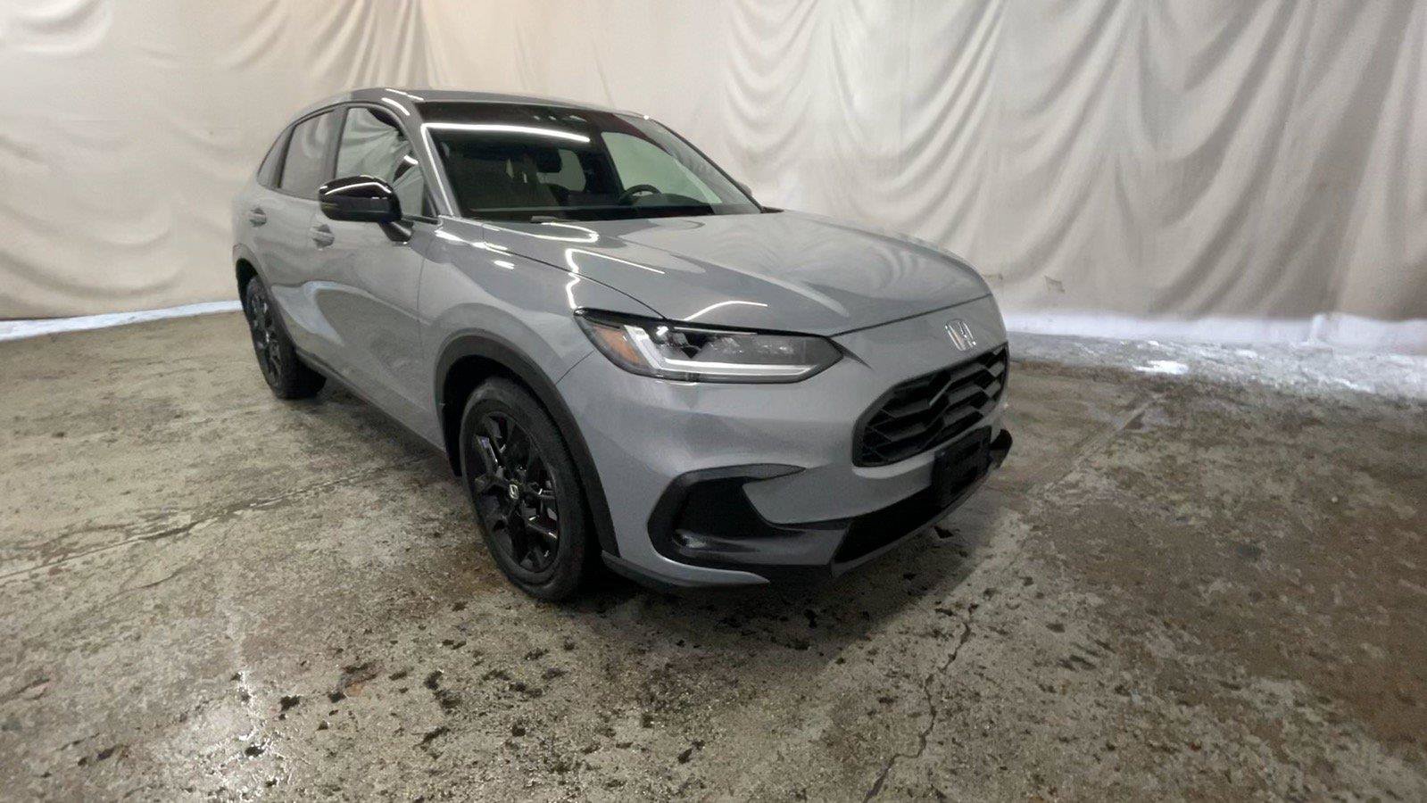 Certified 2025 Honda HR-V Sport image 1