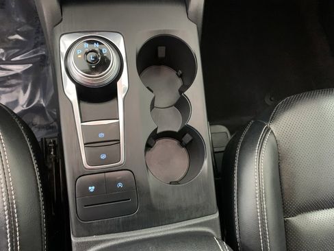 Used 2020 Ford Escape SEL image 26