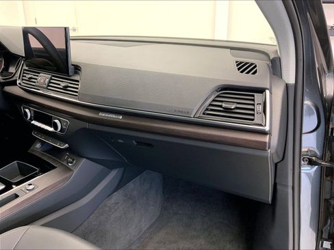Certified 2023 Audi Q5 2.0T Premium w/ Convenience Package AWD/4WD image 15