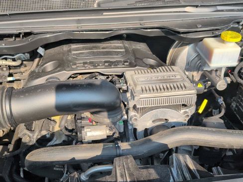 Used 2024 RAM 1500 Laramie RWD image 14
