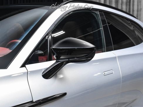 Used 2022 Aston Martin DBX image 37