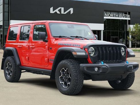 Used 2021 Jeep Wrangler Unlimited Rubicon 4xe w/ Cold Weather Group AWD/4WD image 7