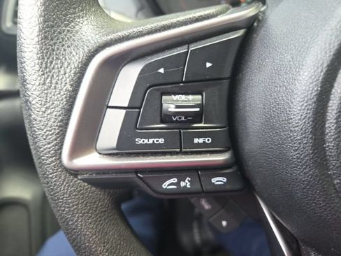 Used 2023 Subaru Crosstrek 2.0i AWD/4WD image 5