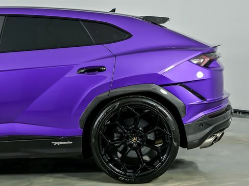 Used 2023 Lamborghini Urus Performante image 15