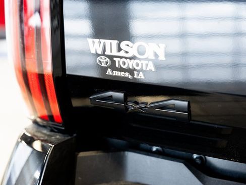 Used 2025 Toyota Tundra Platinum image 6