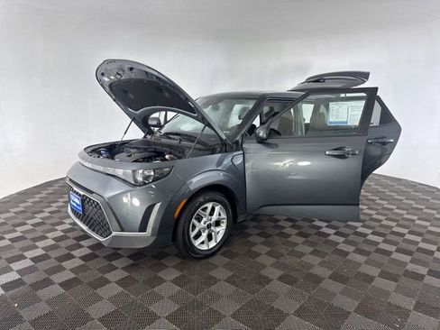 Used 2023 Kia Soul LX w/ Option Group 015 image 13