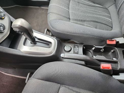 Used 2015 Chevrolet Sonic LT FWD image 25