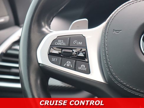 Used 2022 BMW X5 M50i AWD/4WD image 15