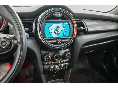 Used 2020 MINI Cooper 4-Door Hardtop w/ Storage Package FWD image 15