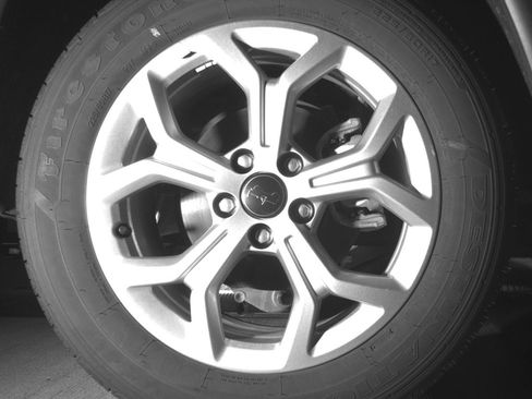 Used 2025 Jeep Compass Latitude image 15