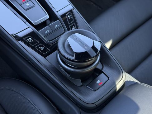 Certified 2022 Porsche 911 Targa 4 GTS image 24