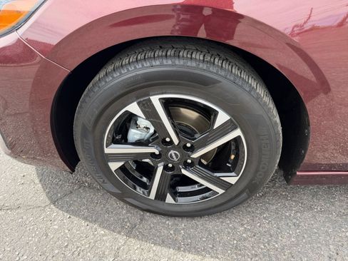 Used 2025 Nissan Sentra SV FWD image 28